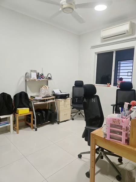2.5-storey Terraced House for Sale in Taman Fadason (Kepong) - Suki Tan - Study - PropertyGuru.com.my