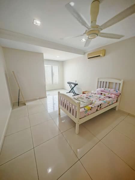 2.5-storey Terraced House for Sale in Taman Fadason (Kepong) - Suki Tan - Bedroom - PropertyGuru.com.my