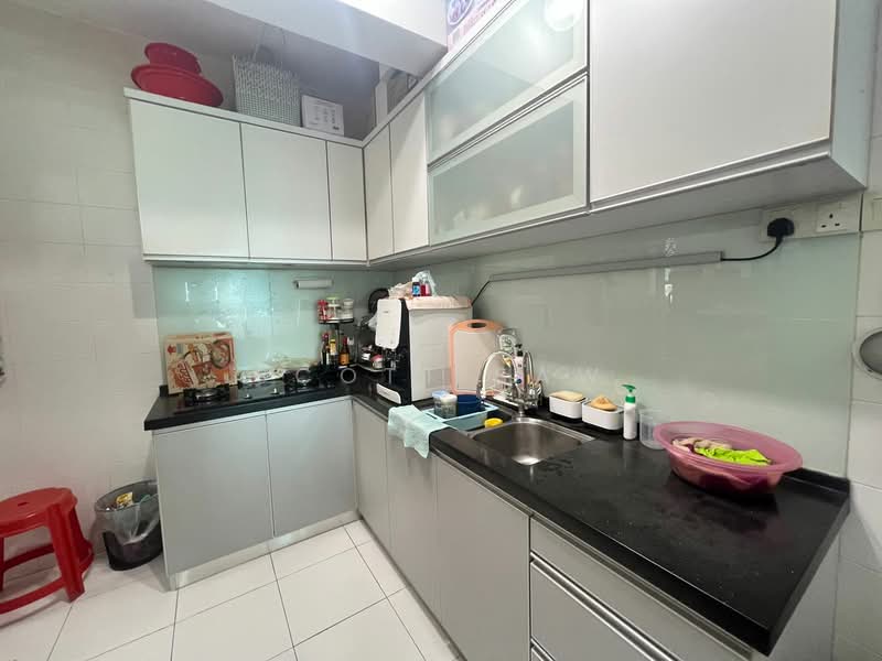 Apartment for Sale at The Pulse Condominium - Scott Saw - Kitchen - PropertyGuru.com.my