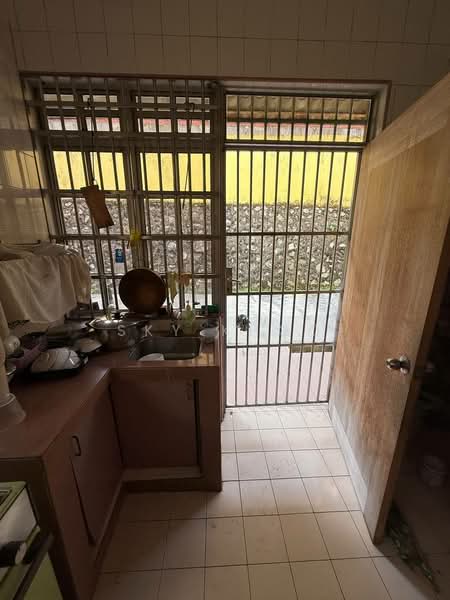 Taman Skudai Baru untuk Untuk Dijual - RM 990,000, Apr 2026 - Kitchen - PropertyGuru.com.my