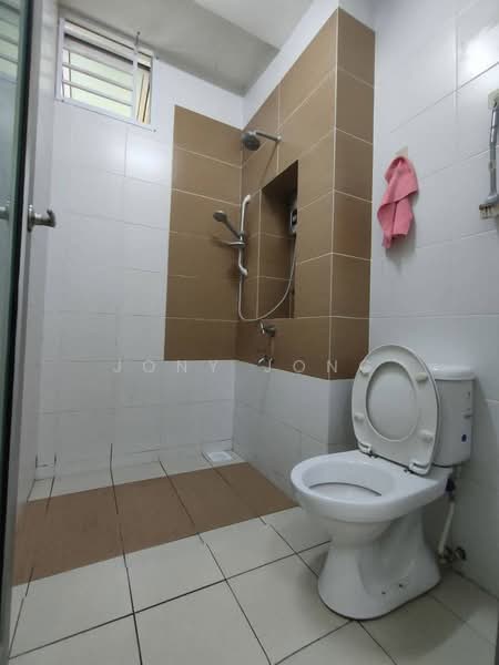 Apartment for Sale at The Seed Taman Sutera Utama - Jony Jong - Bathroom - PropertyGuru.com.my