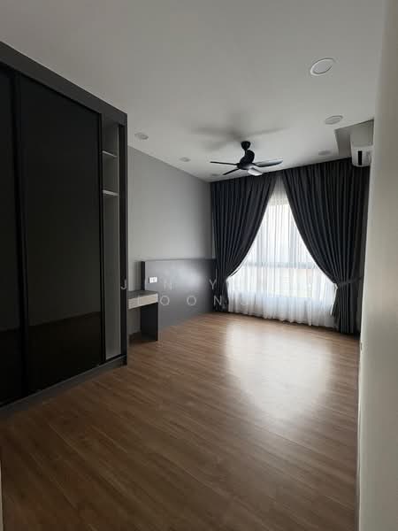 Service Residence for Sale at Residensi Ava @ Kiara Bay - Jin Yun Loong - Bedroom - PropertyGuru.com.my