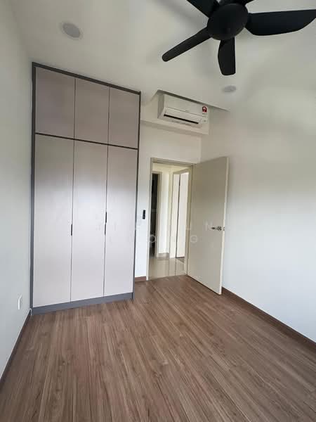 Service Residence for Sale at Residensi Ava @ Kiara Bay - Jin Yun Loong - Bedroom - PropertyGuru.com.my