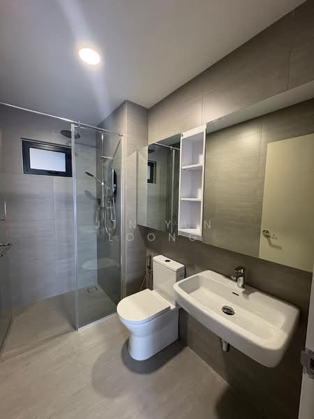 Service Residence for Sale at Residensi Ava @ Kiara Bay - Jin Yun Loong - Bathroom - PropertyGuru.com.my