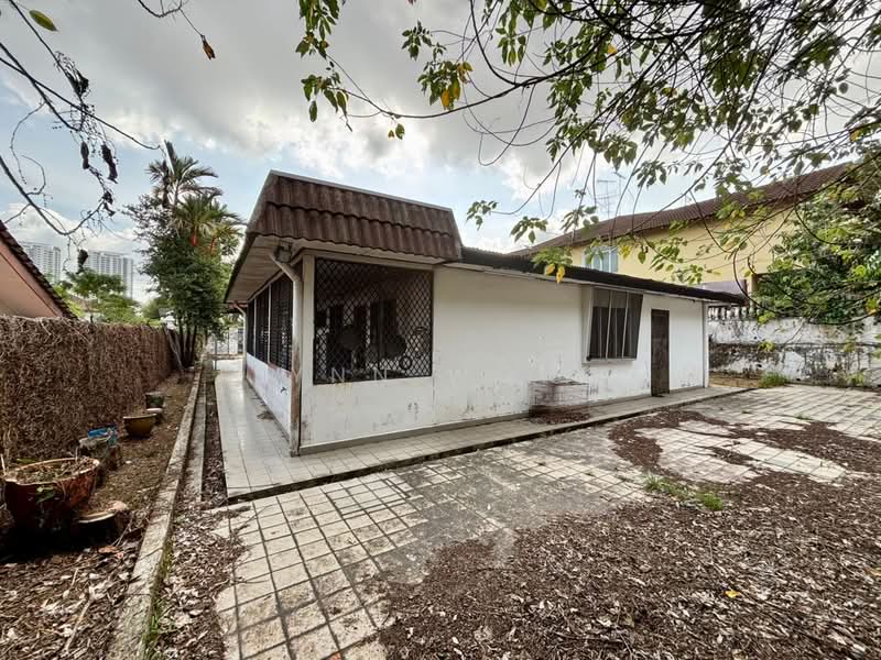 Bungalow for Sale in Taman Majidee (Johor Bahru) - Lynn Wong - Exterior - PropertyGuru.com.my