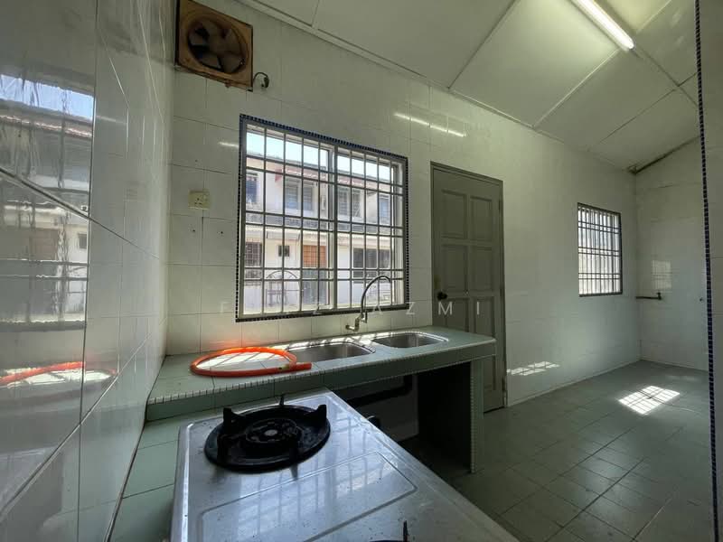 Terraced House for Sale in Kuantan (Pahang) - Faiz Azmi - PropertyGuru.com.my