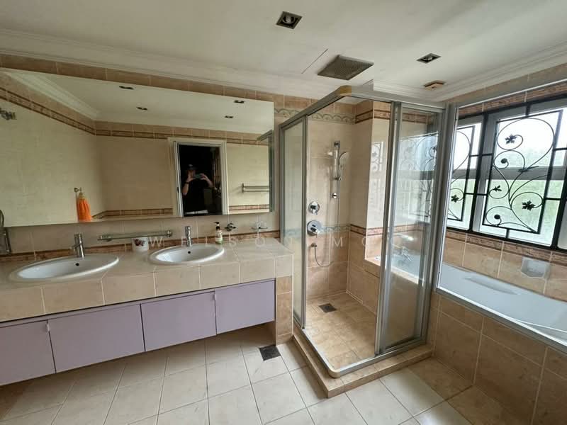 Bungalow for Sale in Kemensah Heights (Ulu Kelang) - Welson Moo - Bathroom - PropertyGuru.com.my
