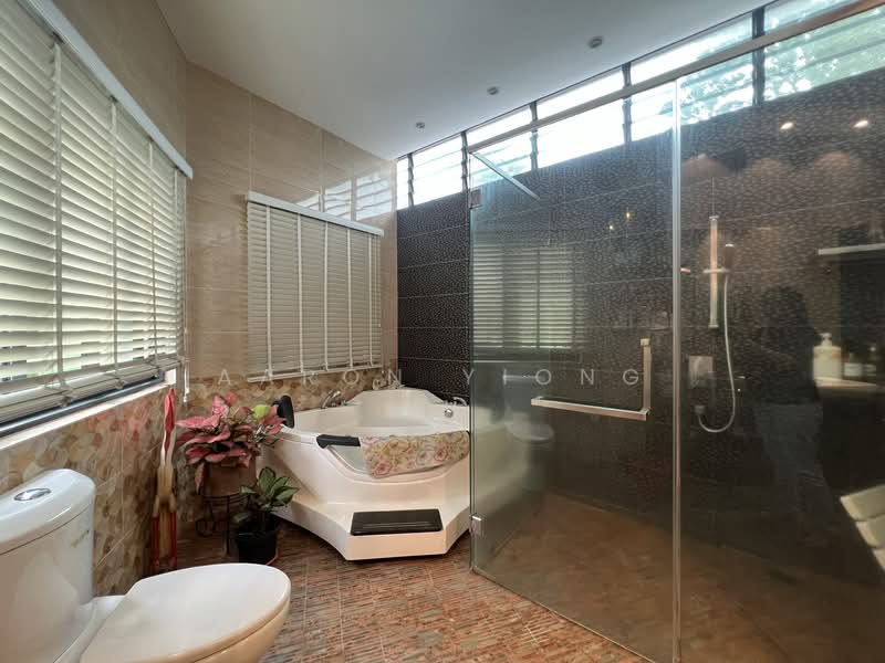 Bungalow for Sale in Country Heights (Kajang) - Aaron Yiong - Bathroom - PropertyGuru.com.my