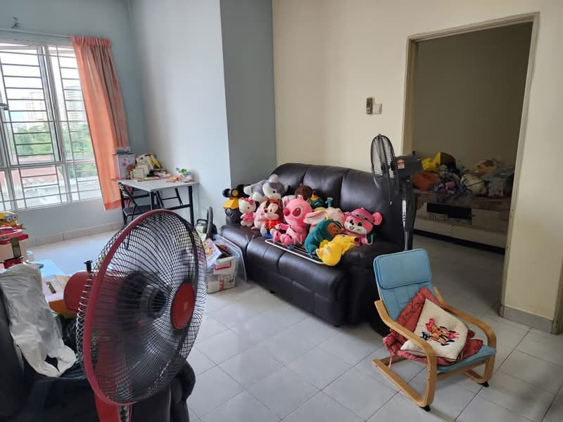 Apartment for Sale at 162 Residency - Kelvin Lu - Living Room - PropertyGuru.com.my