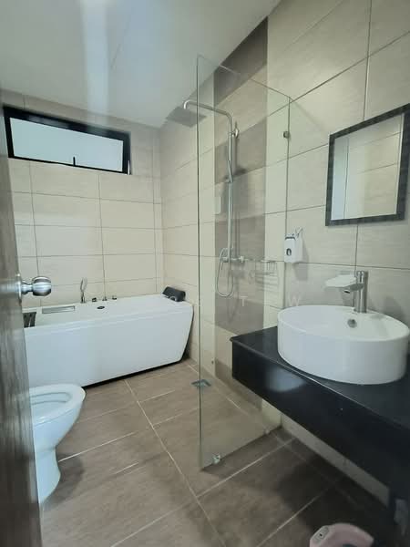 Service Residence for Rent at Molek Regency - Alice Tew - Bathroom - PropertyGuru.com.my