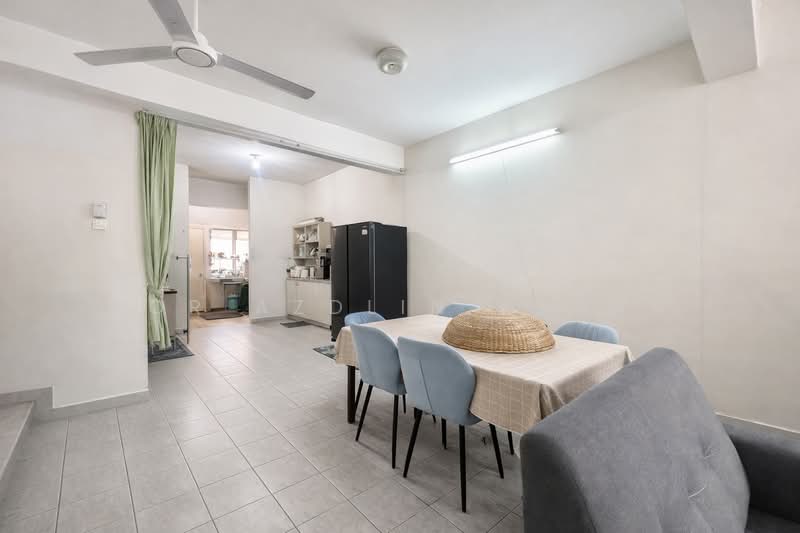 Rumah Teres 2 Tingkat untuk Dijual di Taman Bukit Ria (Kajang) - Nor Azdlin Adnan - Dining Room - PropertyGuru.com.my