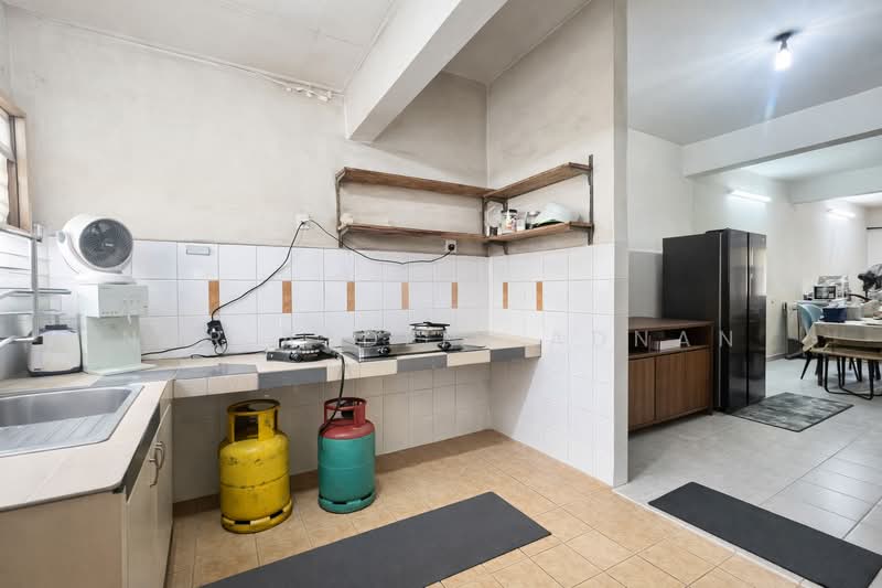 Rumah Teres 2 Tingkat untuk Dijual di Taman Bukit Ria (Kajang) - Nor Azdlin Adnan - Kitchen - PropertyGuru.com.my