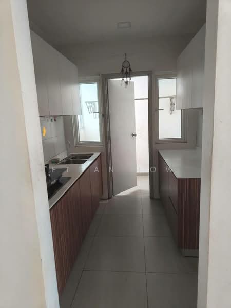 Seasons Amara Larkin untuk Untuk Disewa - RM 1,700 /bulan, Apr 2026 - Kitchen - PropertyGuru.com.my