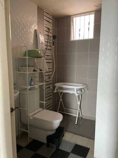 Condominium for Sale at The Zest @ Kinrara 9 - Jackie Ho - Bathroom - PropertyGuru.com.my