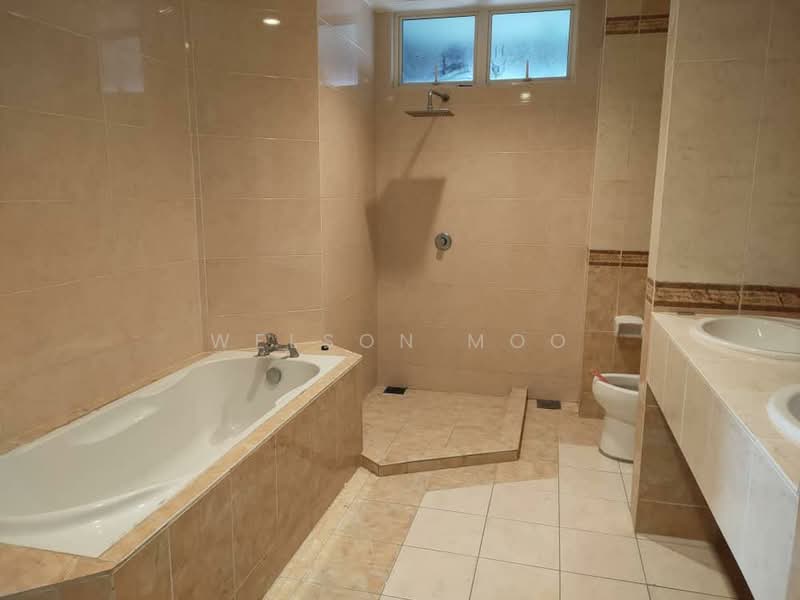 Bungalow for Sale in Kemensah Heights (Ulu Kelang) - Welson Moo - Bathroom - PropertyGuru.com.my