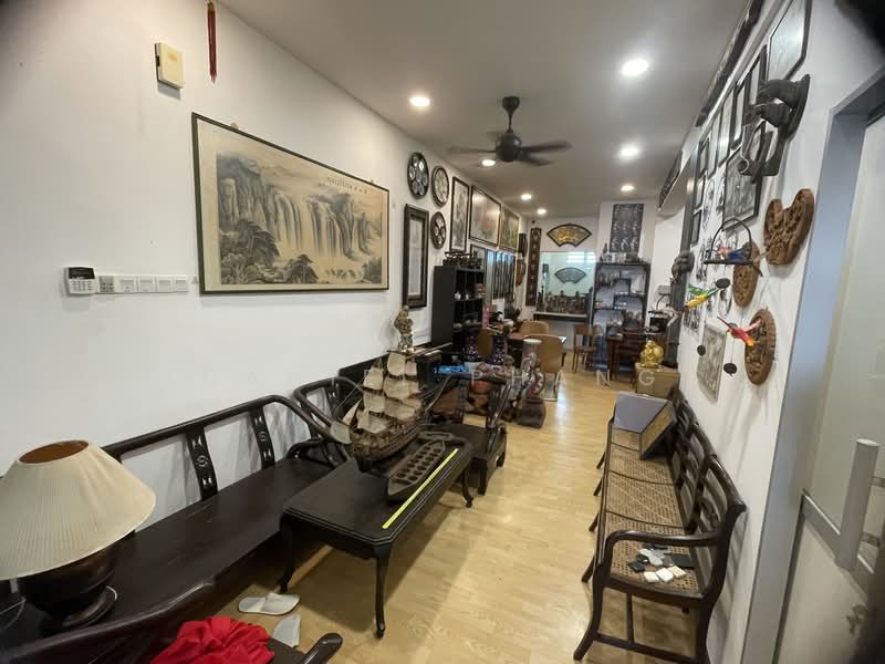 Jelutong van Praagh terrace house untuk Untuk Dijual - RM 1,100,000, Apr 2026 - Living Room - PropertyGuru.com.my