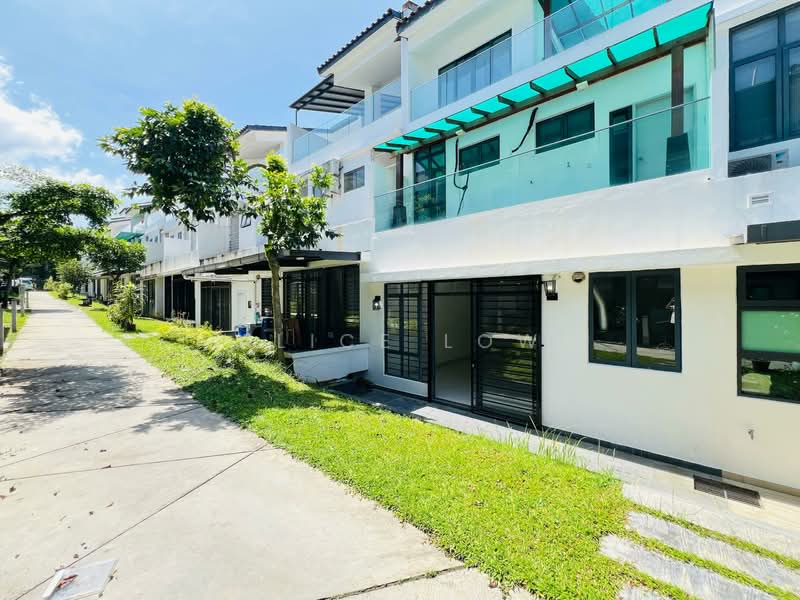 2.5-storey Terraced House for Sale in Rawang (Selangor) - Alice Low - Exterior - PropertyGuru.com.my