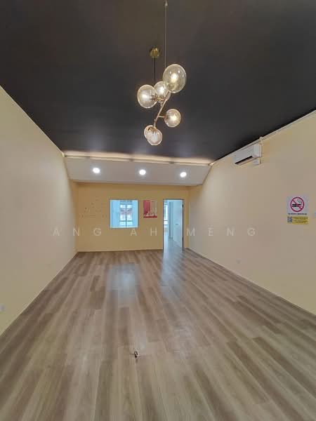 Shop / Office for Rent in Taman Putra Damai (Ara Damansara) - Ang Ah Meng - Interior - PropertyGuru.com.my