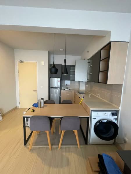 Service Residence for Sale at Windmill upon Hills - Vincent Yeoh - Kitchen - PropertyGuru.com.my