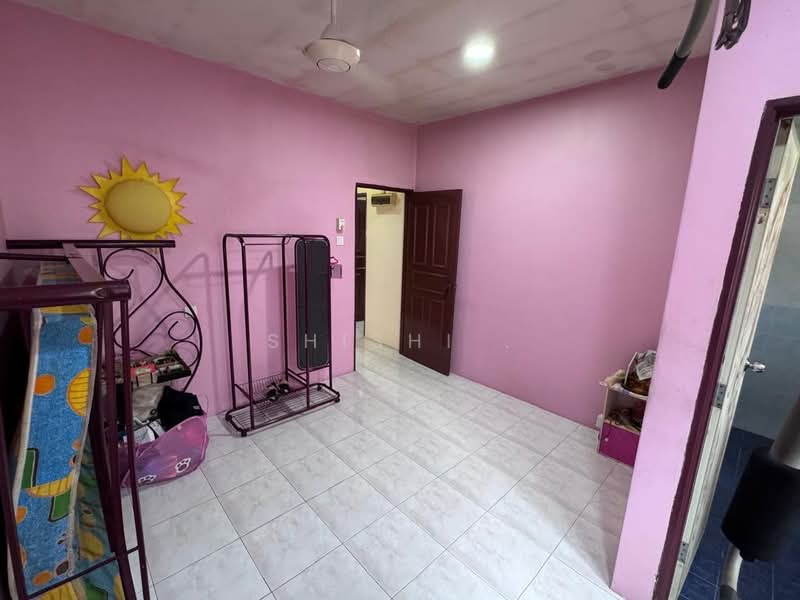 2-storey Terraced House for Sale in Kempas Lama (Johor Bahru) - Shishi . - PropertyGuru.com.my