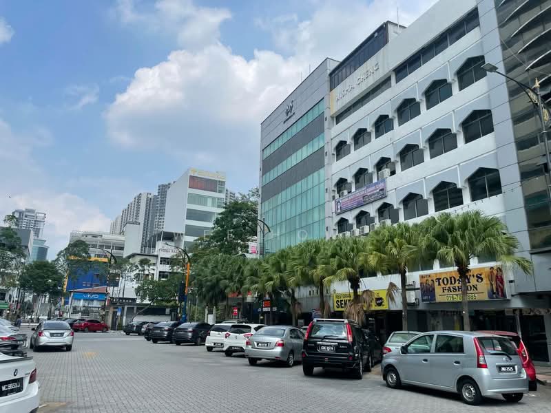 Shop for Rent in Johor Bahru (Johor) - Wee Howe - Exterior - PropertyGuru.com.my