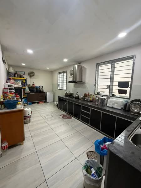 Rumah Teres 2 Tingkat untuk Dijual di Skudai (Johor) - Jyez Lee - Kitchen - PropertyGuru.com.my