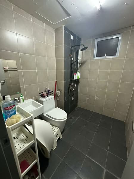 Aurora Residence @ Lake Side City untuk Untuk Dijual - RM 399,000, Apr 2026 - Bathroom - PropertyGuru.com.my