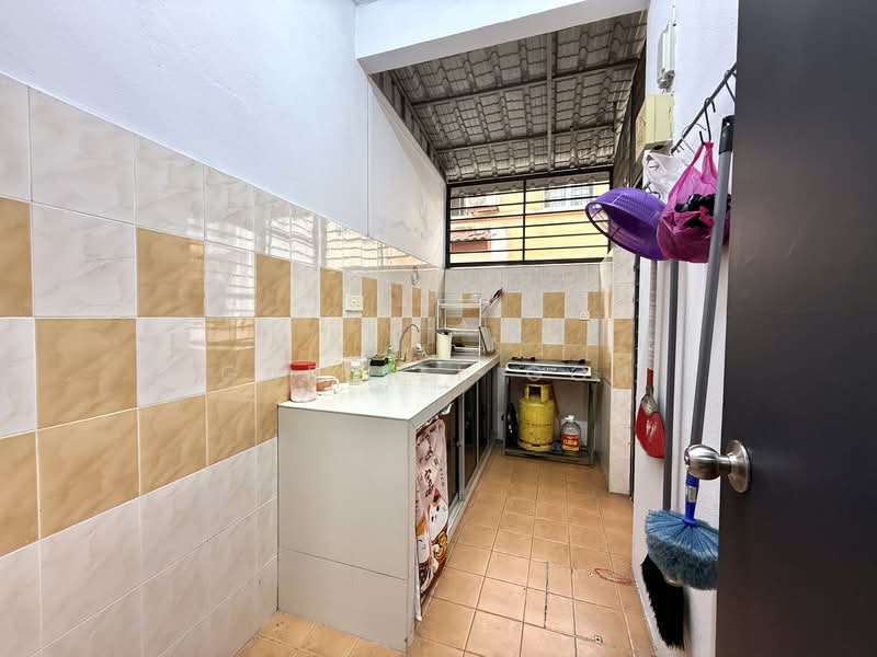 2-storey Terraced House for Rent in Setia Impian (Setia Alam) - GABRIEL GOH - Kitchen - PropertyGuru.com.my