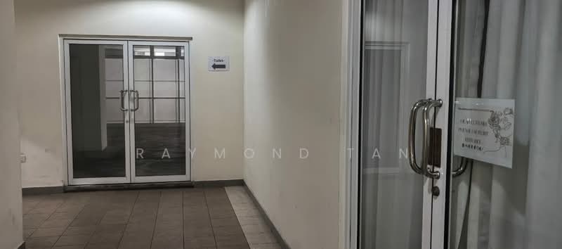 Retail Space for Rent in Damansara Perdana (Selangor) - Raymond Tan - Corridor - PropertyGuru.com.my