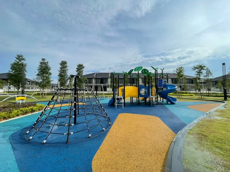 2-storey Terraced House for Rent in Bandar Tropicana Aman (Telok Panglima Garang) - Zi Ying Lee - Exterior - PropertyGuru.com.my