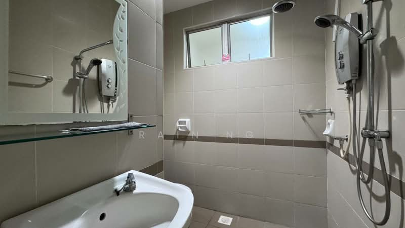 Terraced House for Rent in Taman Desa Tebrau (Tebrau) - Rain Ng - Bathroom - PropertyGuru.com.my