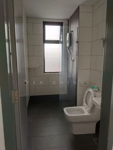 Condominium for Sale at Selayang 18 - Yen Ching - Bathroom - PropertyGuru.com.my