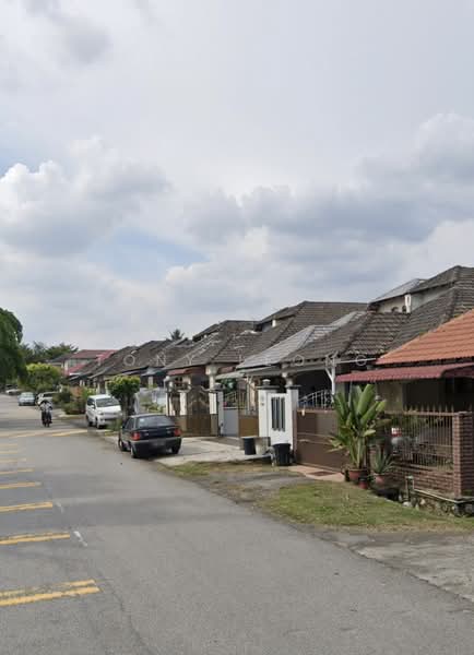 1.5-storey Terraced House for Rent in Usj 3 (Subang Jaya) - Tony Leong - Exterior - PropertyGuru.com.my