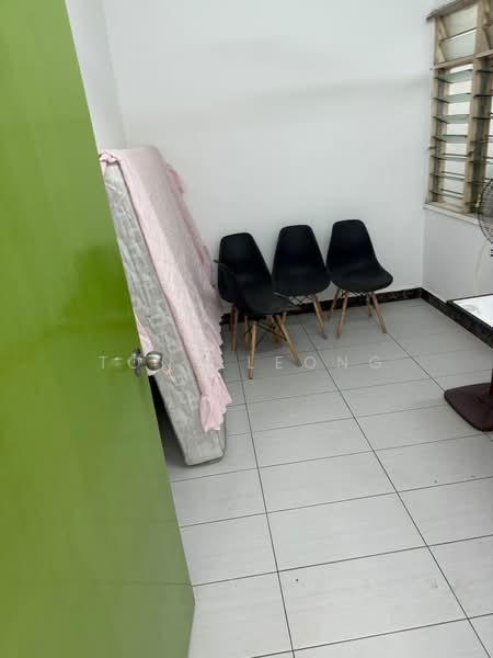 For Rent - Perdana Court