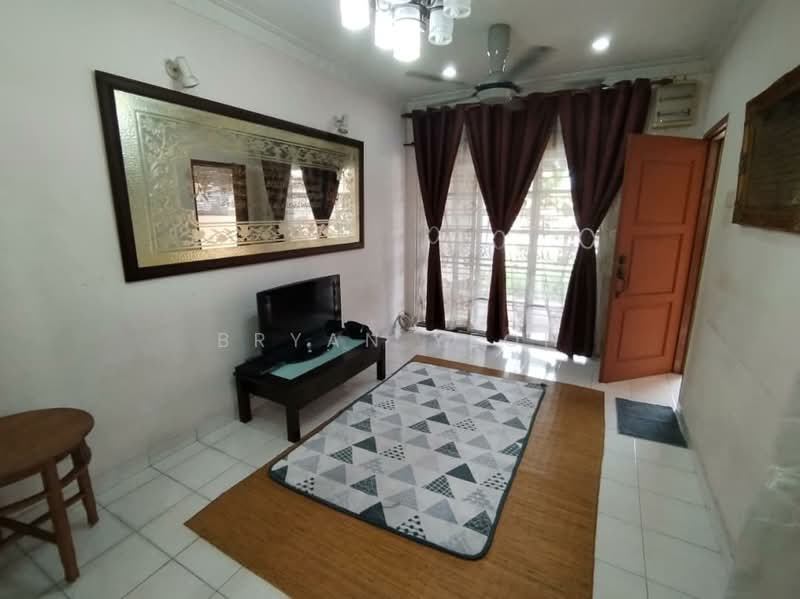 1.5-storey Terraced House for Sale in Bandar Bukit Raja (Klang) - Bryan Yeoh - Living Room - PropertyGuru.com.my