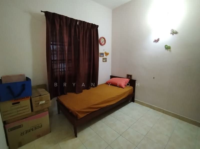 1.5-storey Terraced House for Sale in Bandar Bukit Raja (Klang) - Bryan Yeoh - Bedroom - PropertyGuru.com.my