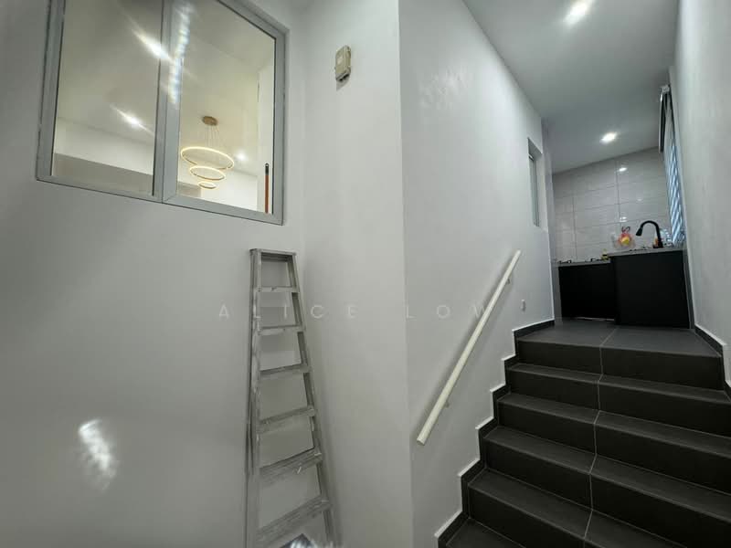 2-storey Terraced House for Rent in Rawang (Selangor) - Alice Low - Kitchen - PropertyGuru.com.my