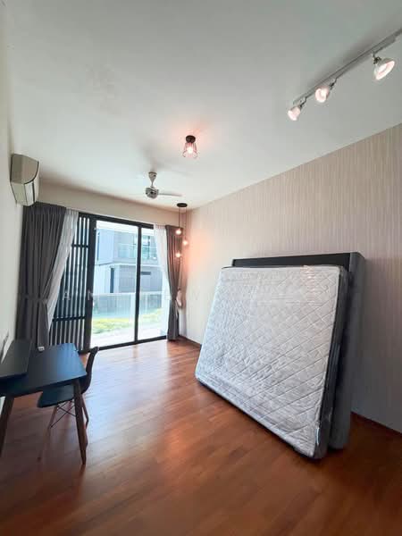 Condominium for Rent at The Light Collection IV - Andrew Chow - Bed Room - PropertyGuru.com.my
