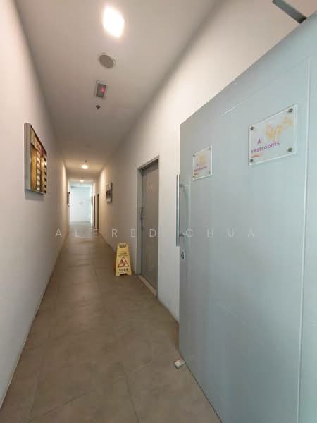 Condominium for Sale at Upland Serviced Suite (USS) - Alfred Chua - Corridor - PropertyGuru.com.my