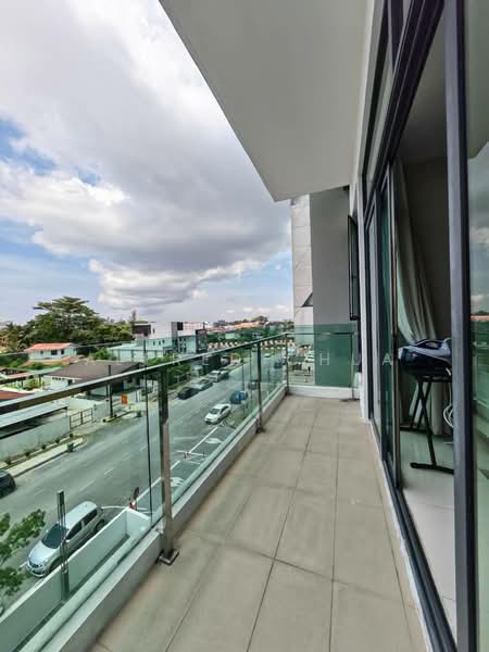 Condominium for Sale at Upland Serviced Suite (USS) - Alfred Chua - Balcony - PropertyGuru.com.my