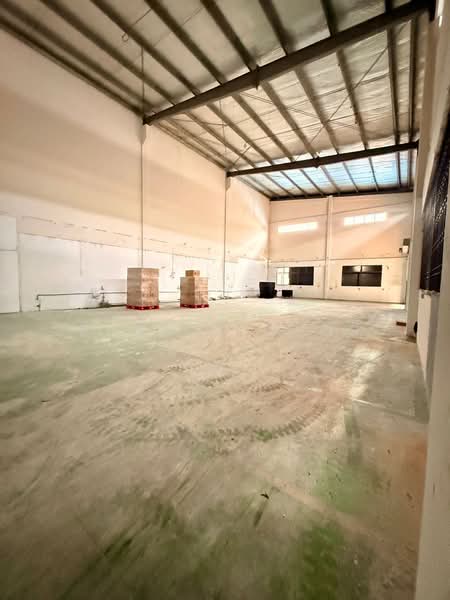 Semi-D Factory for Rent in Taman Desa Cemerlang (Ulu Tiram) - Khek Victor - Interior - PropertyGuru.com.my