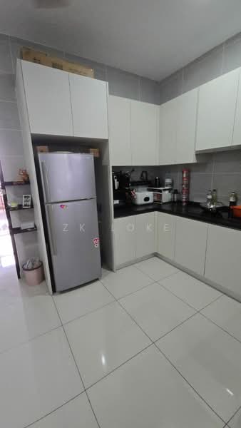 Service Residence for Sale at Twin Tower Residence - ZK Loke - Kitchen - PropertyGuru.com.my