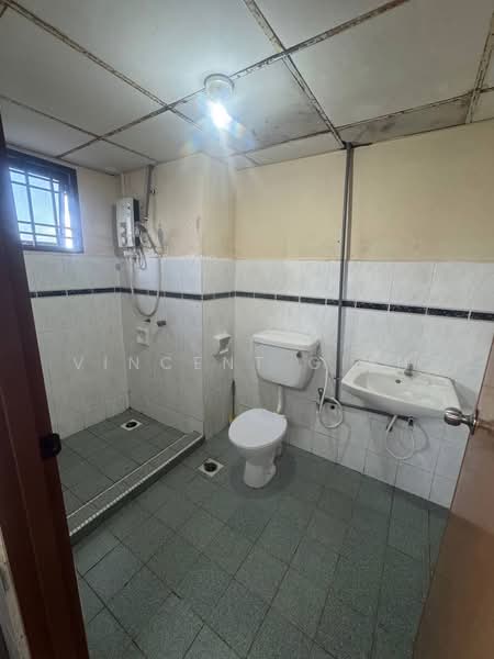 Seri Mutiara Apartment untuk Untuk Disewa - RM 1,300 /bulan, Apr 2026 - Bathroom - PropertyGuru.com.my