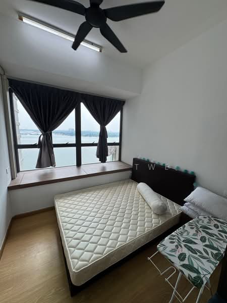 Condominium for Rent at Bay Laurel @ Country Garden Danga Bay - Glenn Twe - Bedroom - PropertyGuru.com.my
