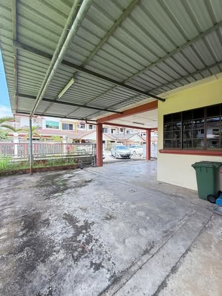 Semi-Detached House for Sale in Kuching (Sarawak) - Alfred Chua - Exterior - PropertyGuru.com.my