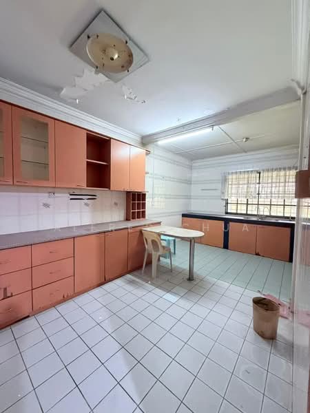 Semi-Detached House for Sale in Kuching (Sarawak) - Alfred Chua - Kitchen - PropertyGuru.com.my
