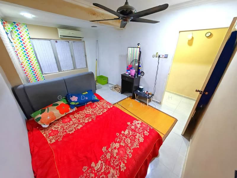 Taman Koperasi Cuepacs untuk Untuk Dijual - RM 385,000, Apr 2026 - Bedroom - PropertyGuru.com.my