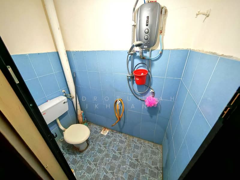 Taman Koperasi Cuepacs untuk Untuk Dijual - RM 385,000, Apr 2026 - Bathroom - PropertyGuru.com.my