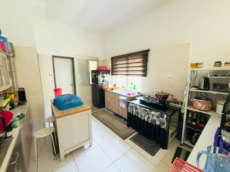 Rumah Teres 2-Tingkat untuk Dijual di Bandar Tasik Puteri (Rawang) - Kwong Xiao Wei - Kitchen - PropertyGuru.com.my