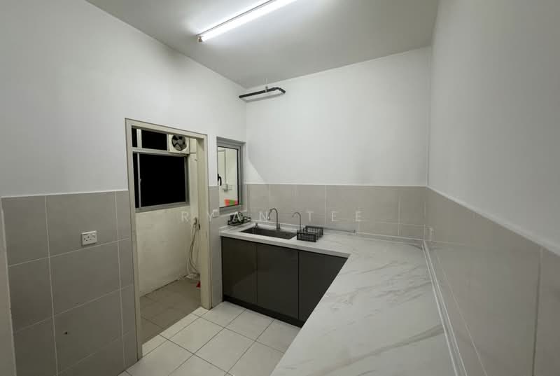 Residensi Seri Wahyu untuk Untuk Disewa - RM 1,350 /bulan, Apr 2026 - Kitchen - PropertyGuru.com.my